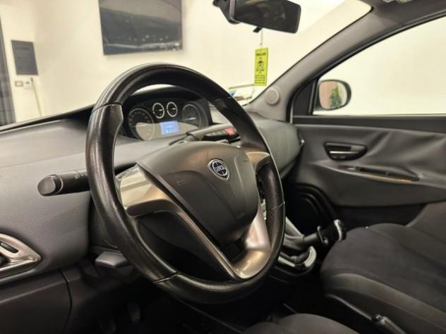 LANCIA Ypsilon 0.9 TwinAir 85 CV 5 porte Metano Ecochic Gold rif. 21921352 - Foto 9