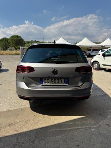 Volkswagen Passat Variant 2.0 TDI EVO Business 150cv 110kw - Foto 3
