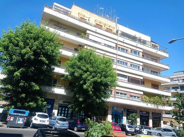 QUADRILOCALE - LOCATO FINO AL 30/09/2027 - USO INVESTIMENTO - Foto 19