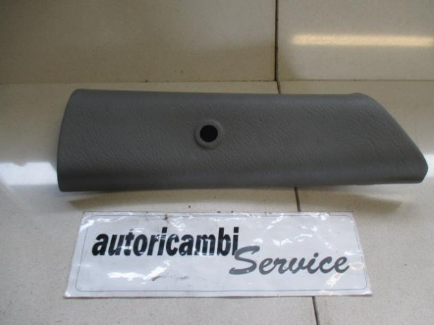 05023527 RIVESTIMENTO MONTANTE POSTERIORE SINISTRO CHRYSLER PT CRUISER 1.6 B 85KW 5M 5P (2004) RICAMBIO USATO