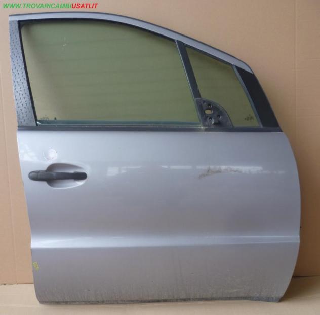 PORTA ANT.D. ARGENTO C/ALZ. E SERR. (1 B.ll)  Carrozzeria  Lamierati esterni  Porte  Porta ant. dx. MERCEDES - Classe A - 01-05-2001 - 01-09-2004, MER