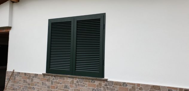 persiane in alluminio lamelle regolabili e fissi scuri per casa appartamento - Foto 5
