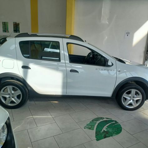 NEOPATENTATI SANDERO 0.9 NEOPATENTATI OTTIMA - Foto 9