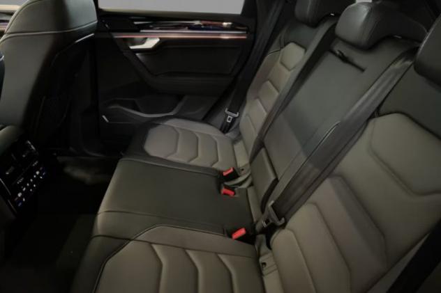 VOLKSWAGEN Touareg 3.0 V6 TDI 286 CV SCR R-Line Final Edition rif. 24049646 - Foto 8