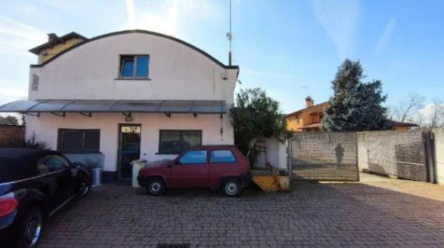 Immobile in asta di 323 m² in vendita a Pieve Porto Morone - Foto 2