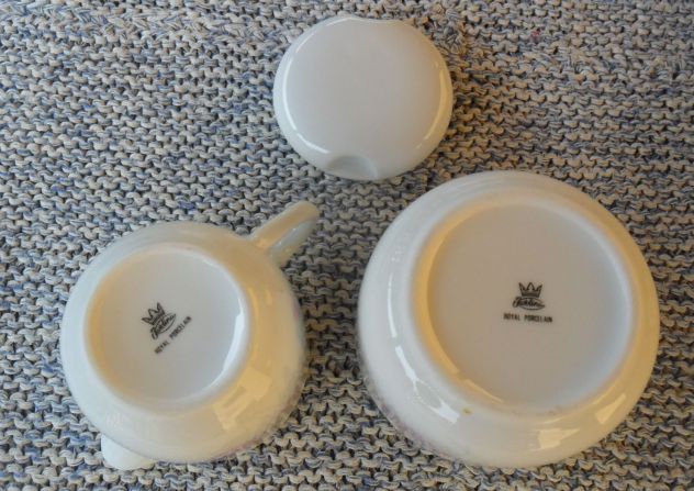 Zuccheriera e lattiera della Royal Porcelain - - Foto 2