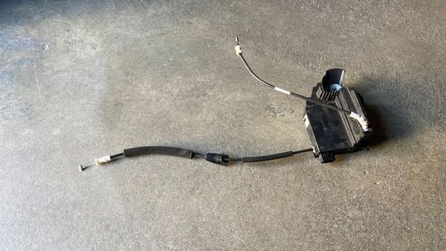 Chiusura centralizzata anteriore SX Peugeot 308 del 2018 (9810309480)