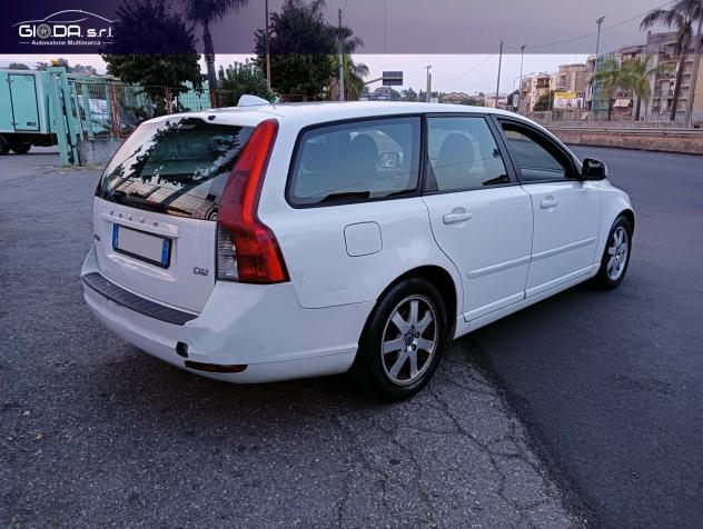 Volvo V50 1.6D4 115 CV Kinetic - Foto 4