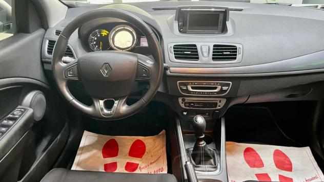 Renault Megane SporTour 1.5 dci Limited s&s 110cv E6 - Foto 9