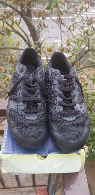Scarpe in pelle nere Nike LE - Foto 2