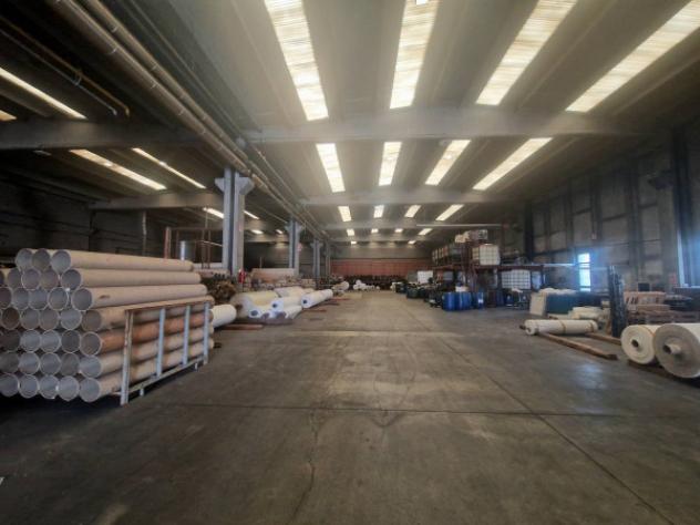 Immobile di 2800 m² con più di 5 locali in affitto a Legnano - Foto 14