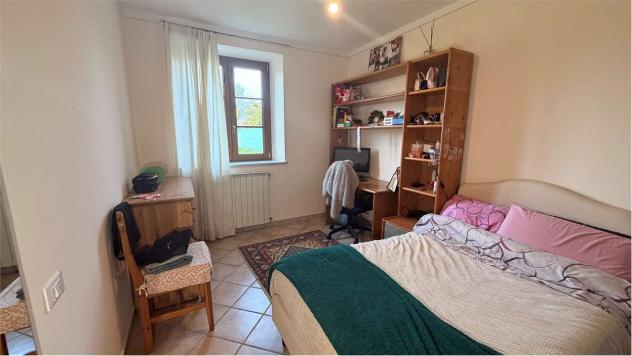VBF LAMM 295 - Lammari (LU) – Ampio Piano Terra con Giardino Privato e Tre Camere - Foto 15