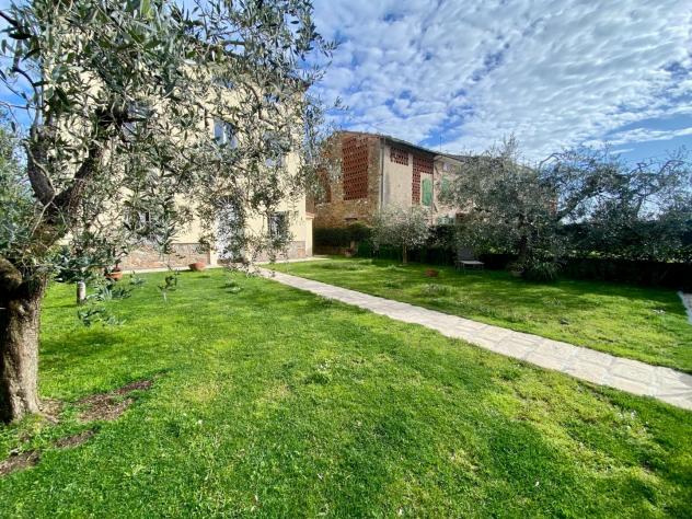 Villa in vendita a Zone - Capannori 370 mq Rif: 1410654 - Foto 9