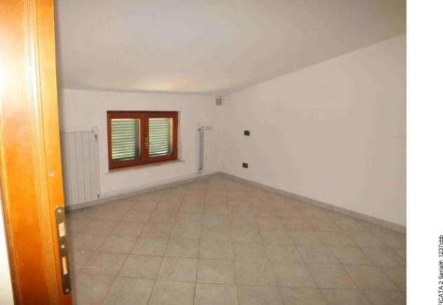 Immobile in asta di 84 m² in vendita a Cascina - Foto 9
