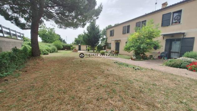 BELLOCCHI: Fano unico nel suo genere località bellocchi (chiaruccia) proponiamo la vendita di un ex casolare colonico completamente ristrutturato con - Foto 3