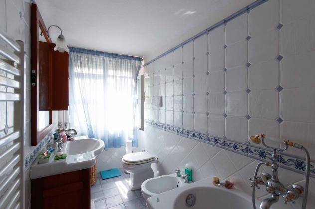VILLA A SCHIERA di 5 vani e di 150 mq (VIAREGGIO) rif. 1003 - Foto 11