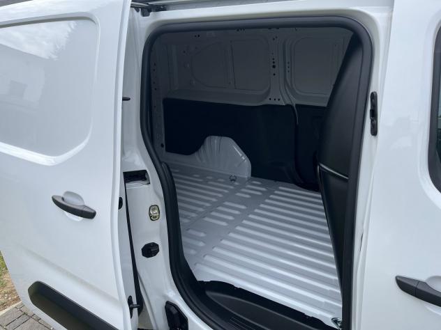 FIAT Doblò 1.5 Diesel 130 Cv Mt6 Passo Lungo - Foto 9
