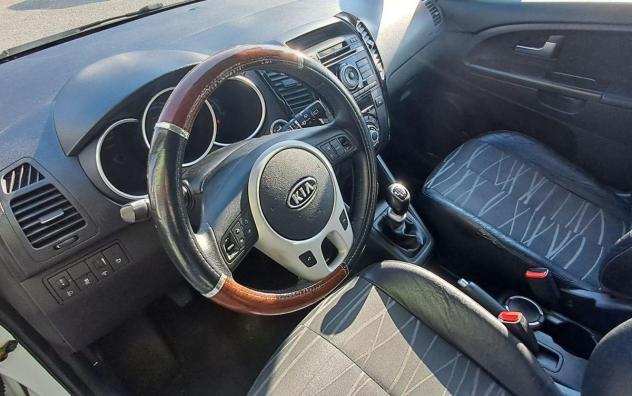 KIA Venga 1.6 CRDi VGT TX Commercianti - Foto 9