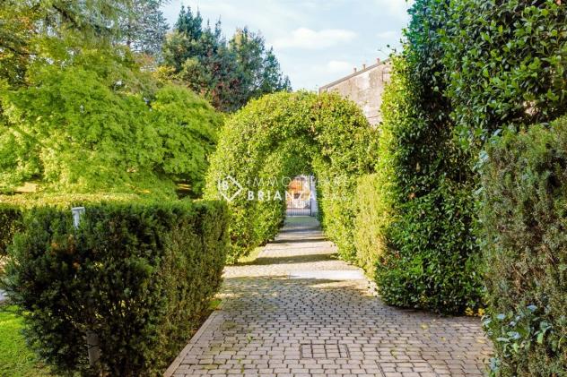 BESANA IN BRIANZA: IN VENDITA ELEGANTE 3 LOCALI SU DUE LIVELLI CON GIARDINO PRIVATO - Foto 14