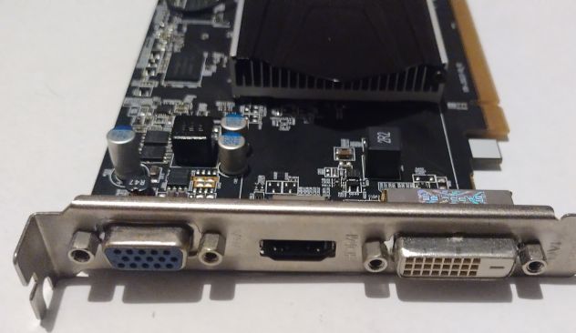 Scheda grafica AMD Sapphire R7 240 hdmi vga DVI 2 GB pci express testata - Foto 3