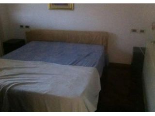 SELVA NERA TRILOCALE CON POSTO AUTO