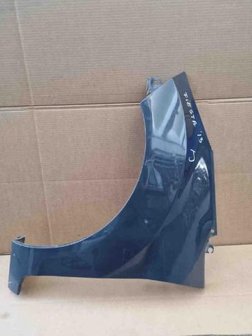 PARAFANGO ANTERIORE SINISTRO FORD Fiesta 6° Serie (0817)