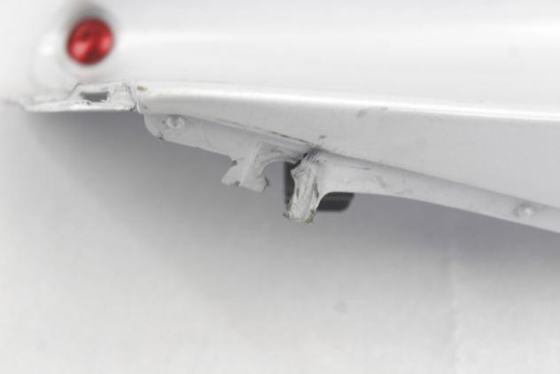 YAMAHA YZF R6 2C02117W00 FIANCHETTO SUPERIORE CARENA DESTRA RJ11 06 - 07 RIGHT SIDE UPPER COVER LEGGERI GRAFFI ATTACCO DANNEGGIATO - Foto 7