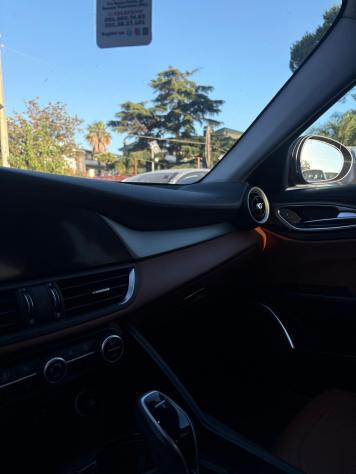Alfa Romeo Giulia 2.2 Turbodiesel 210 CV AT8 AWD Q4 Veloce - Foto 10