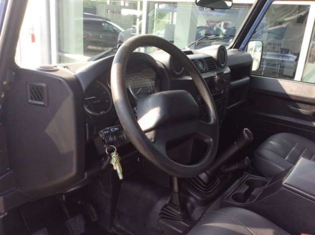 Land Rover Defender Defender 90 2.2 TD corto 122 - Foto 6