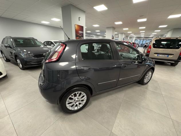 Fiat Punto Evo 1.4 5 porte Dynamic GPL - Foto 2