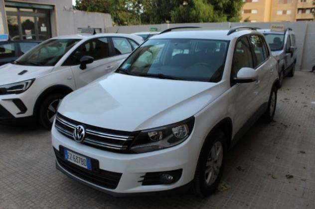 VOLKSWAGEN Tiguan 2.0 TDI 110 CV Sport & Style BlueMotion Technology rif. 23996435 - Foto 2