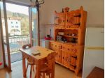 6 vani luminosi con 3 balconi, box e posti auto