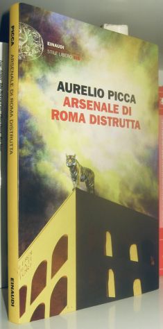 Arsenale di Roma distrutta