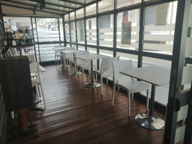 bar/enoteca completa di attrezzature e dehors - Foto 6