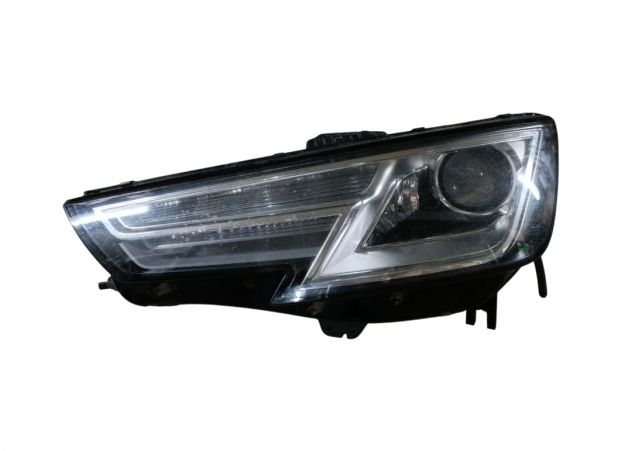 Faro anteriore sx Xenon audi A4 2017 8w0941005 fermo rotto