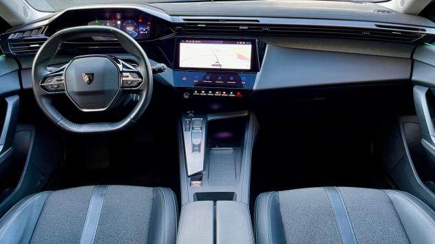 PEUGEOT 308 1.5 BLUEHDI ALLURE PACK 131CV - FULL LED, VIRTUAL COCKPIT, NEOPATENTATI - Foto 9