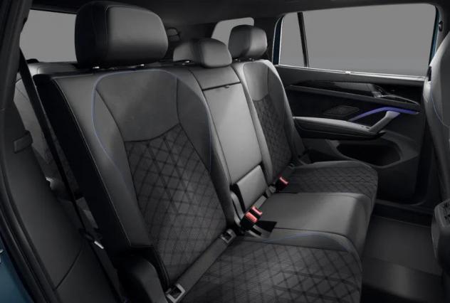 Volkswagen Tayron 1.5 eTSI ACT R-Line Plus DSG PREZZO VERO - Foto 9