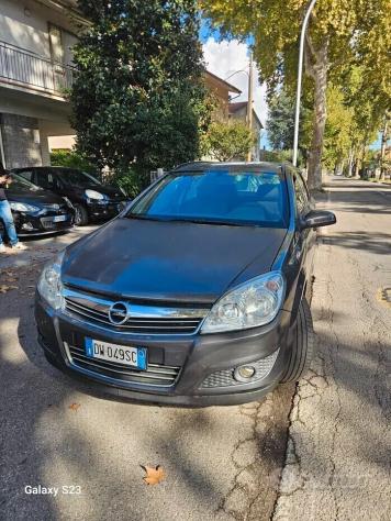 Opel Astra 1.7 CDTI 110CV Station Wagon Cosmo - Foto 2