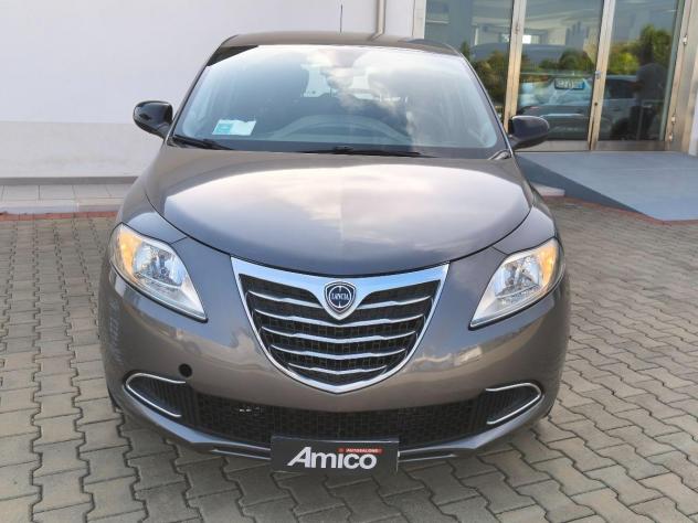 LANCIA Ypsilon 1.3 MJT 95 CV 5p. - Foto 2