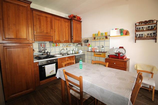 APPARTAMENTO DI 85 MQ CON TERRAZZO E GARAGE CAT ENERGETICA B- GREVE IN CHIANTI - Foto 3