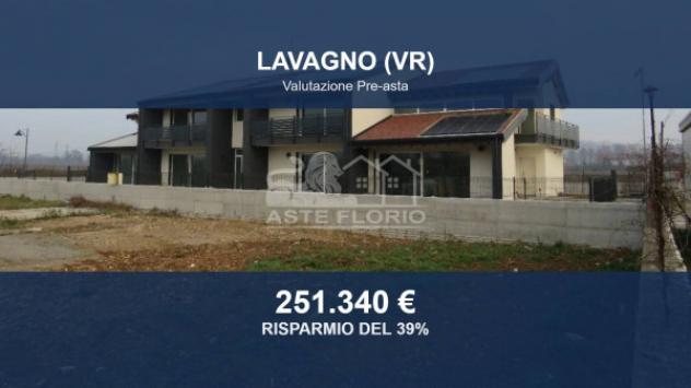 Immobile in asta di 193 m² con più di 5 locali e box auto in vendita a Lavagno