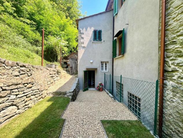 Terratetto in vendita a Le Piastre - Pistoia 340 mq Rif: 1425360