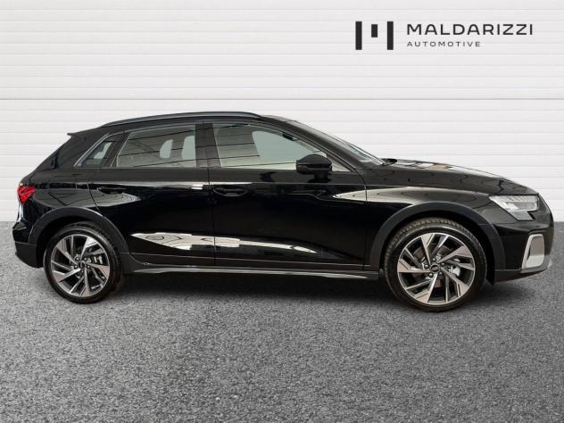 Audi A3 IV 2024 allstreet allstreet 2.0 tdi Identity Contrast 150cv s-tronic - Foto 5