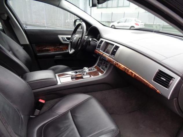 JAGUAR XF Sportbrake 2.2 D 200 CV Premium Luxury rif. 23820588 - Foto 9