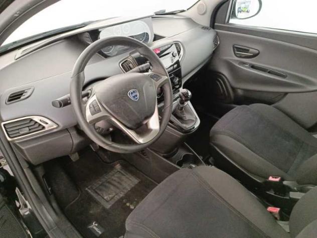 Lancia Ypsilon III 2011 1.2 8v Gold c/CL 69cv E6 - Foto 10