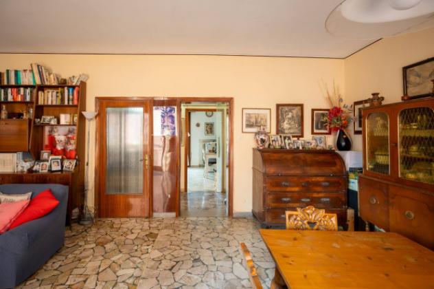 Appartamento di 121 m² con 4 locali e box auto in vendita a Venezia - Foto 5