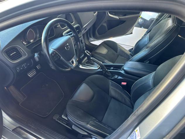 Volvo V40 2.0 d4 R-design Momentum 190cv geartronic my17 - Foto 7