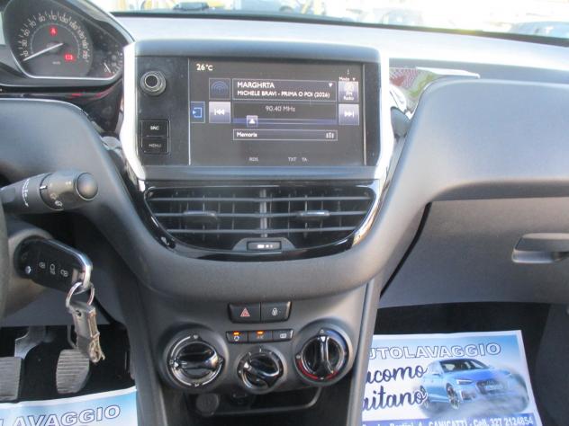 Peugeot 208 1.4 HDi 68 CV 5 porte Allure - Foto 9