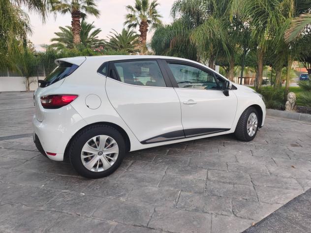 Renault Clio 1.5 diesel 75 CV 5 porte Business - Foto 4