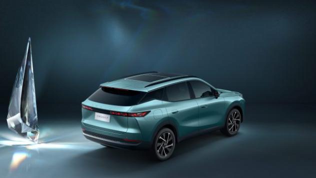 OMODA 7 SHS-P 1.5 SHS-P plug-in Hybrid Premium rif. 24169149 - Foto 4